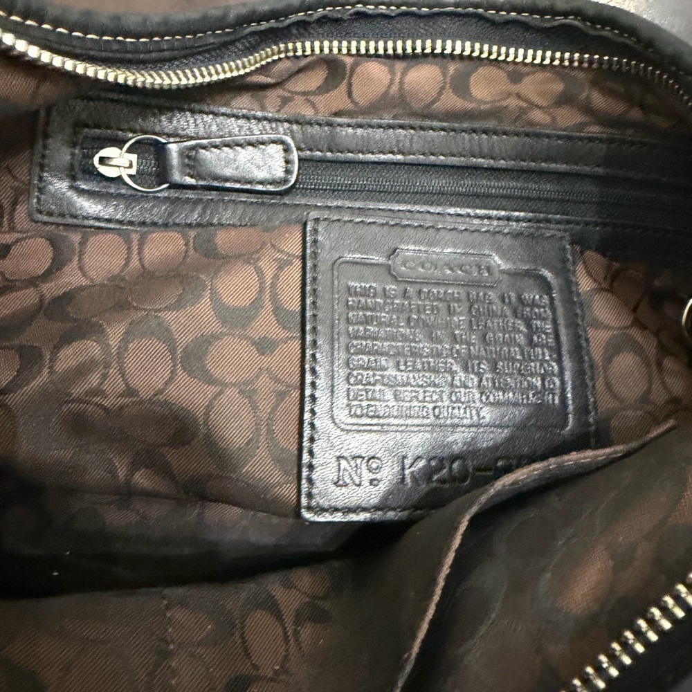 Vintage Coach Black Leather Hobo Bag with Silver Accent✨Priced to sell! - Picture 8 of 13